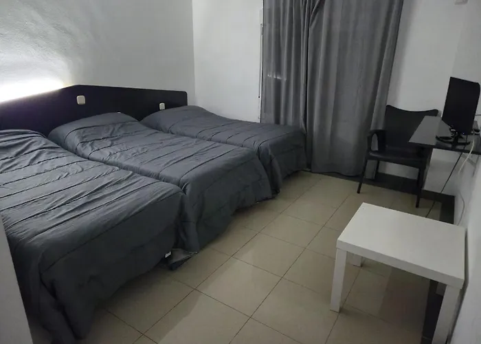 De Castrillo Lisboa 2* Castrillo de la Guareña